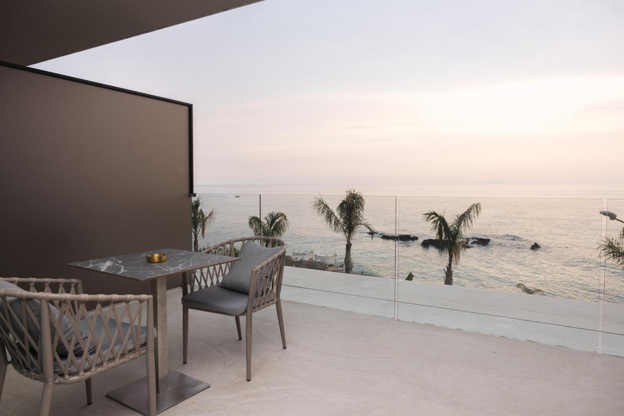 Beyond A Luxury Boutique Hotel ديرمي المظهر الخارجي الصورة