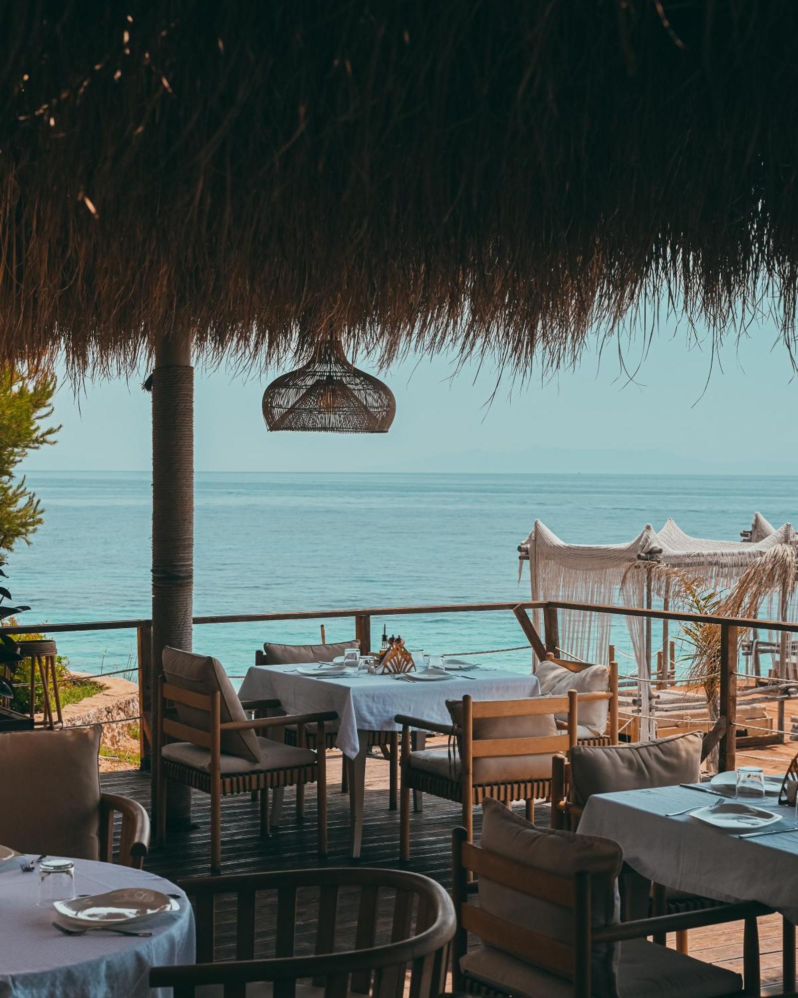 Beyond A Luxury Boutique Hotel ديرمي المظهر الخارجي الصورة