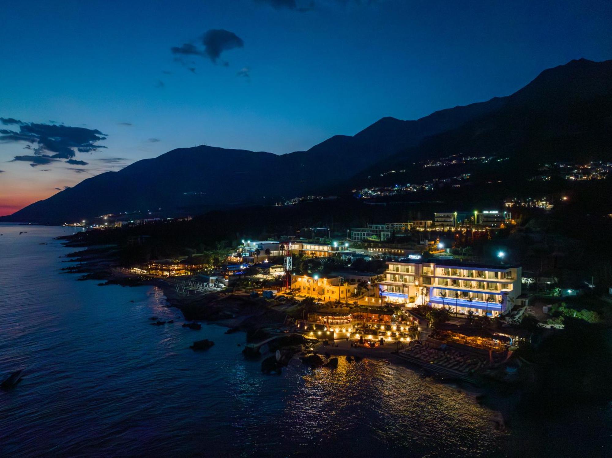 Beyond A Luxury Boutique Hotel ديرمي المظهر الخارجي الصورة