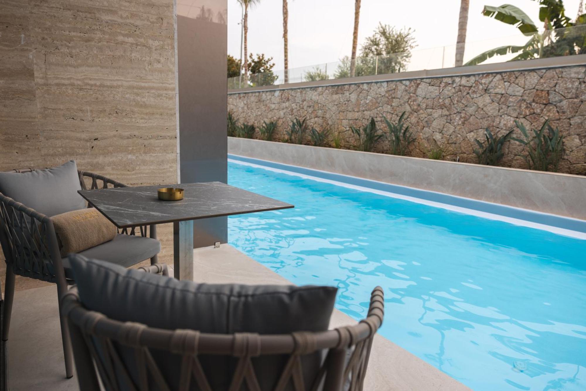 Beyond A Luxury Boutique Hotel ديرمي المظهر الخارجي الصورة